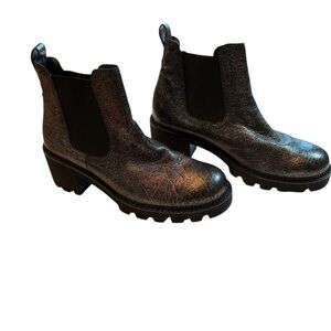 Paul Green Jada Lug Sole Chelsea Boot Size 7.5 Retails $550